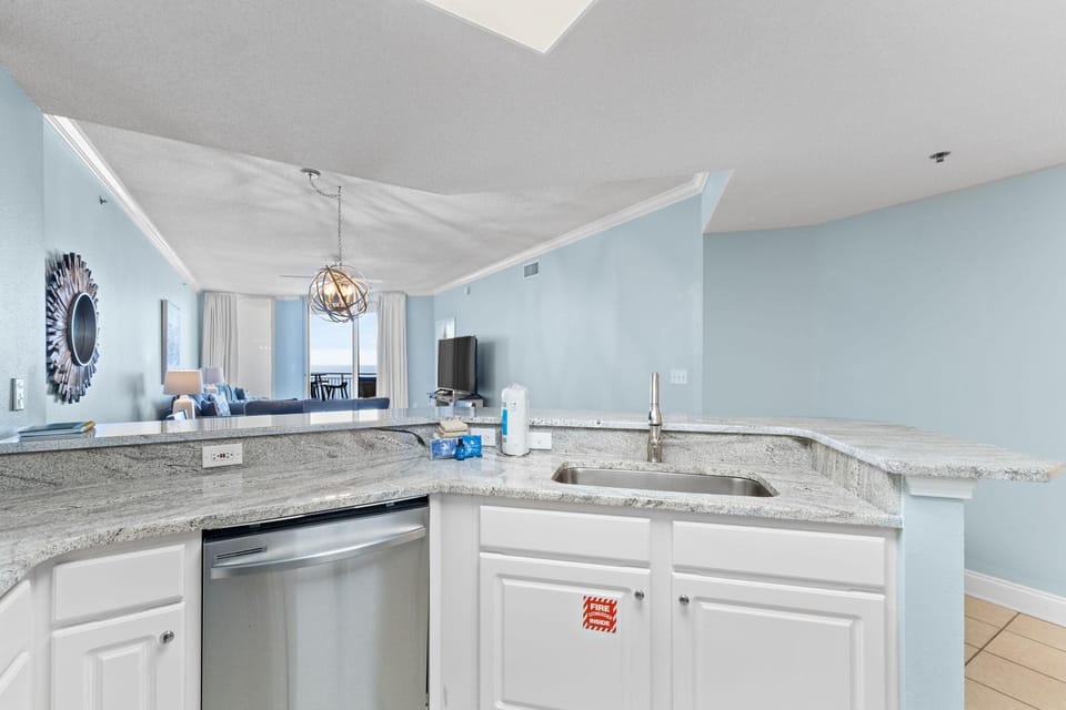 Condo, Multiple Beds (Palacio 903) | Private kitchen