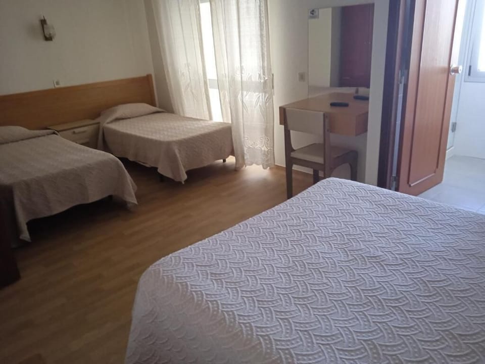 Quadruple Room | WiFi (free)