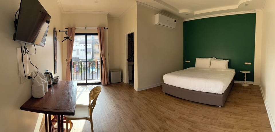 Double Room, Lanai | WiFi (free)