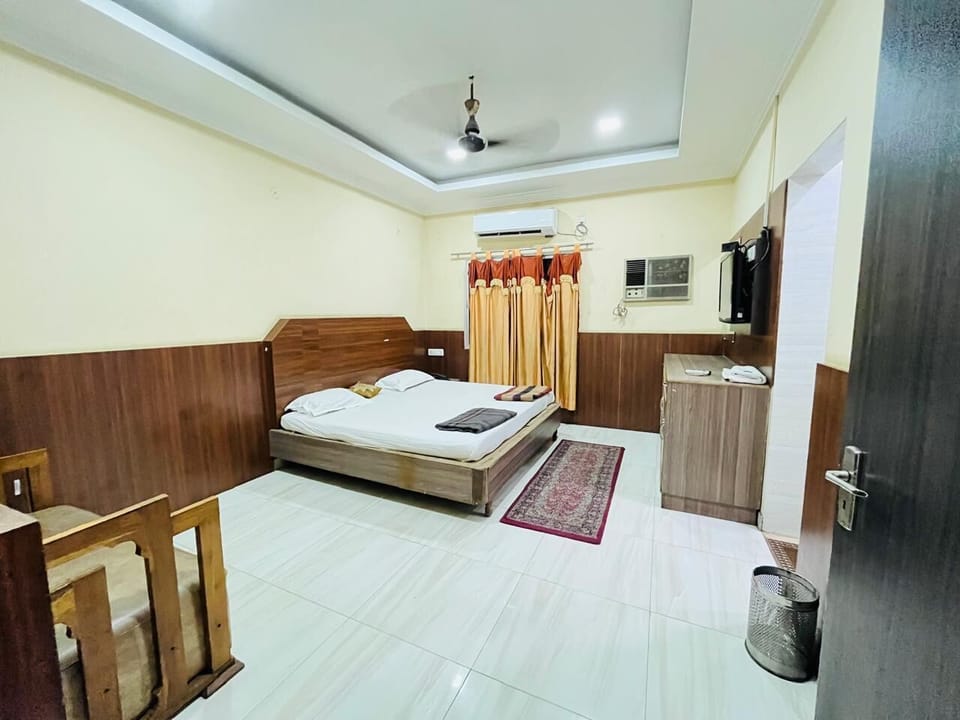 Deluxe Double Room | Desk, WiFi (free)