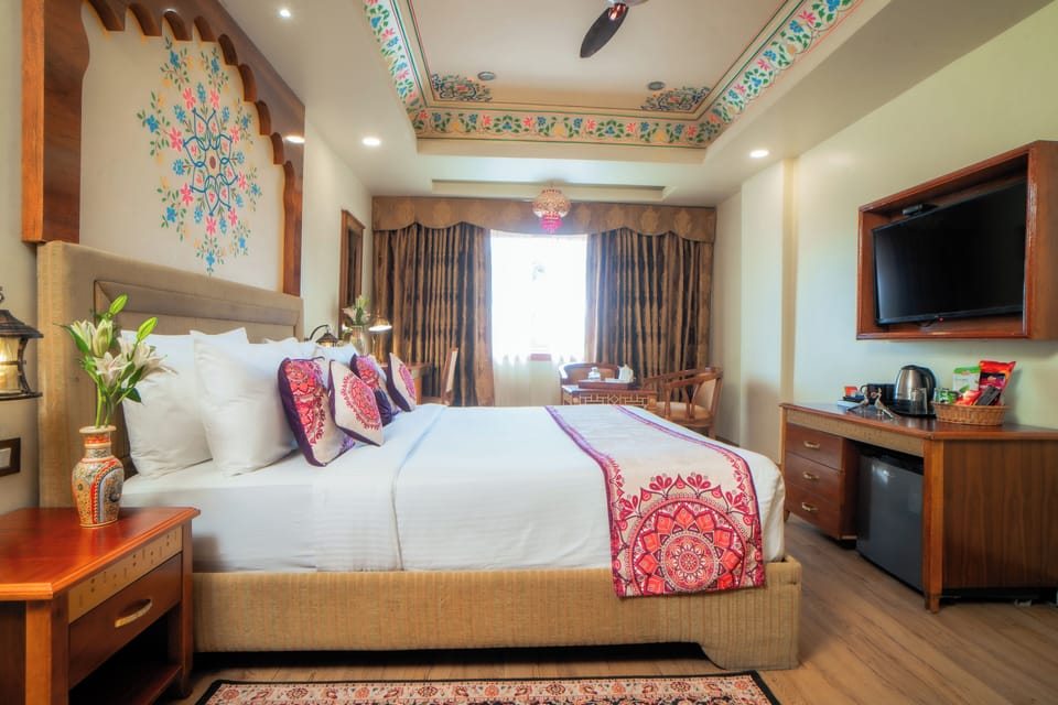 Royal Room  | 1 bedroom, in-room safe, desk, soundproofing