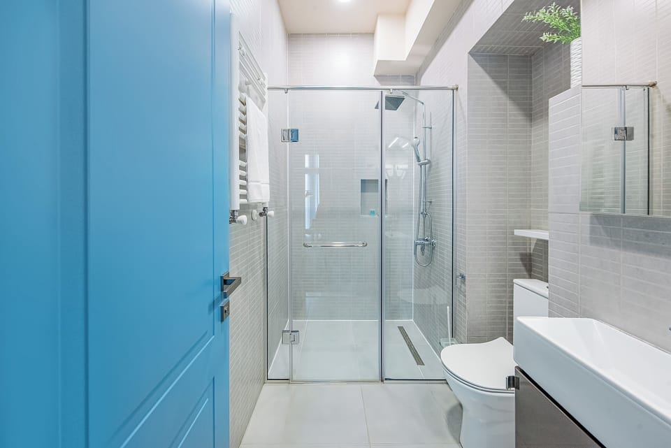 Double Room, Courtyard View (2) | Bathroom | Shower, hair dryer, towels, soap