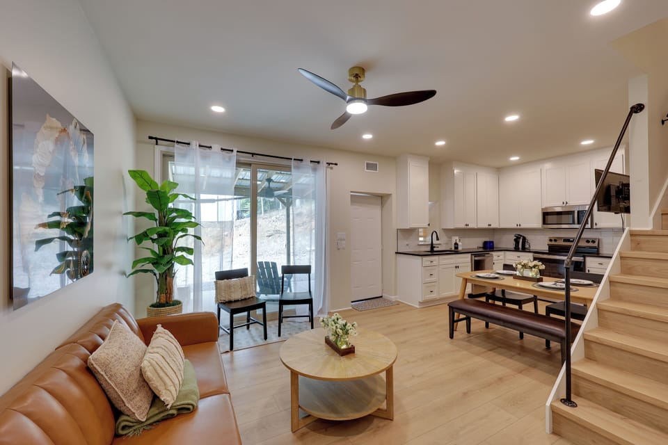 House (2 Bedrooms) | Interior