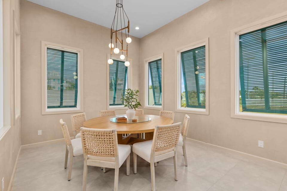 House, 3 Bedrooms | Dining