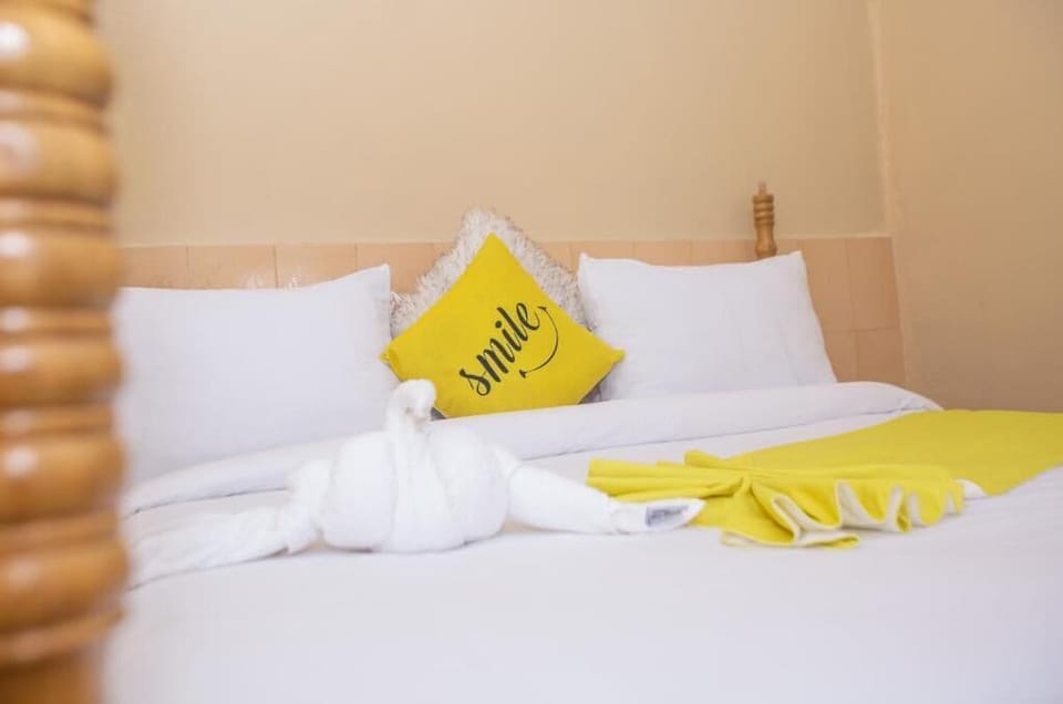 Deluxe Double Room | Free WiFi, bed sheets