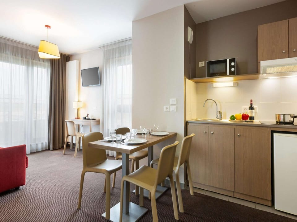 House | Dining