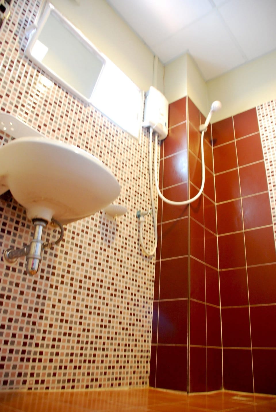 Presidential Suite | Bathroom | Shower, free toiletries