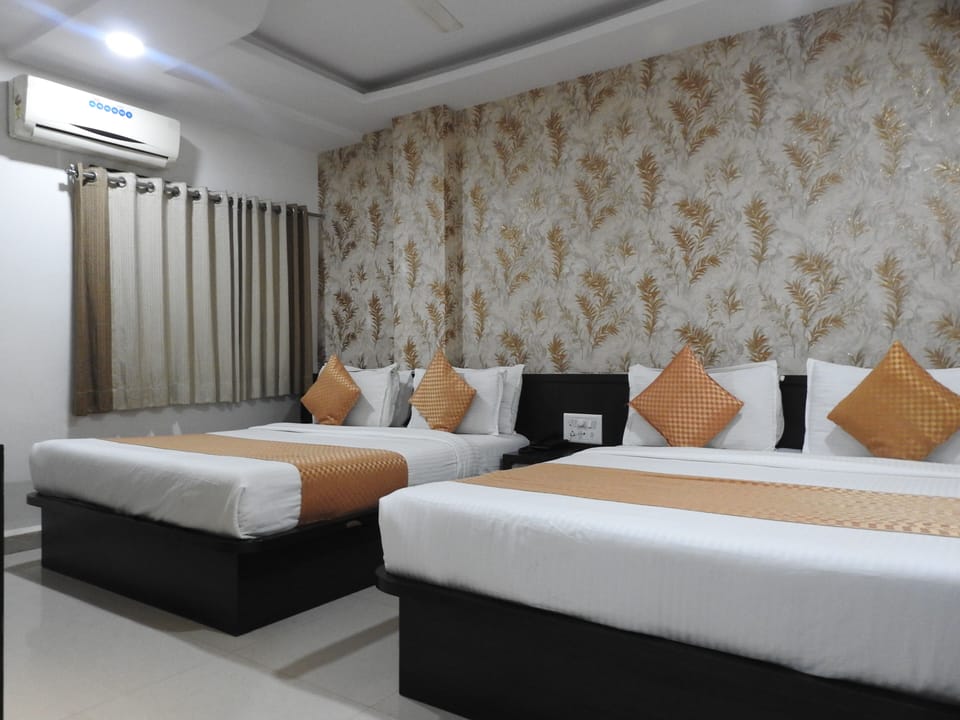 Deluxe Quadruple Room | Free WiFi