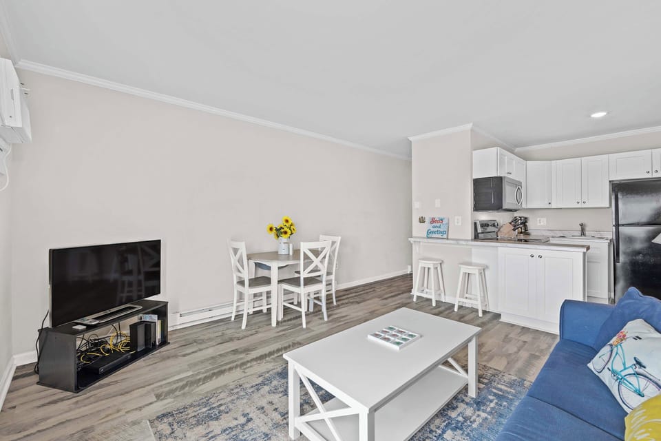 Apartment (1 Bedroom) | Interior