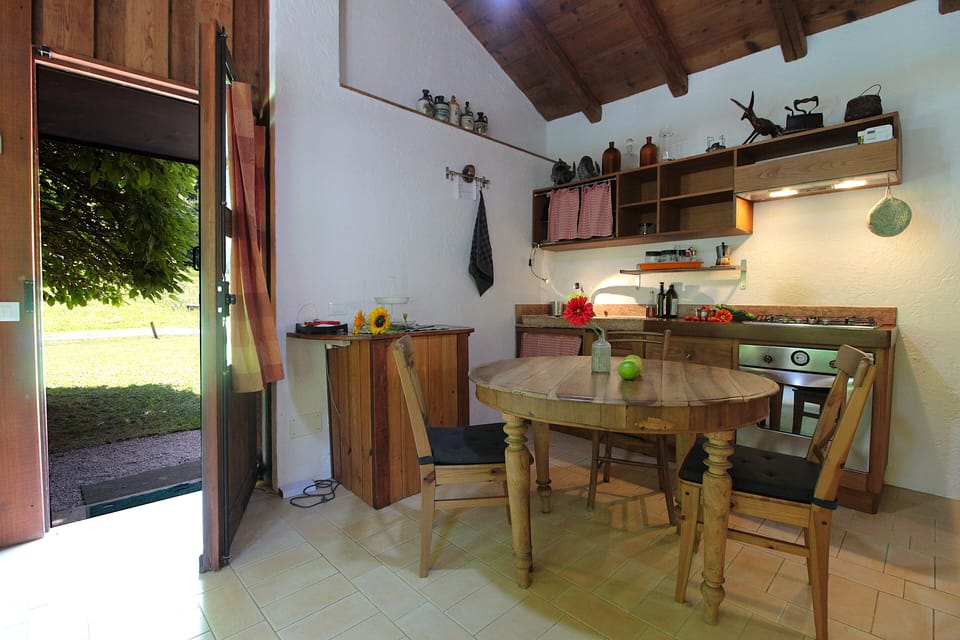 Chalet, Patio, Garden View | Private kitchen | Fridge, oven, stovetop, dishwasher