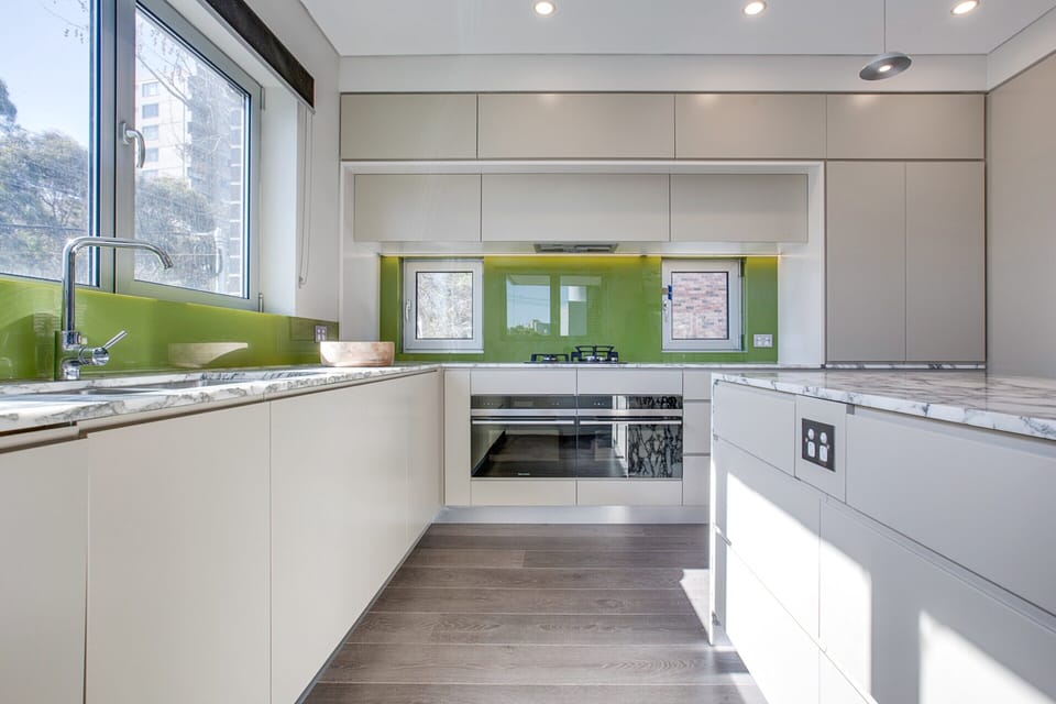 Apartment | Private kitchen | Electric kettle, toaster
