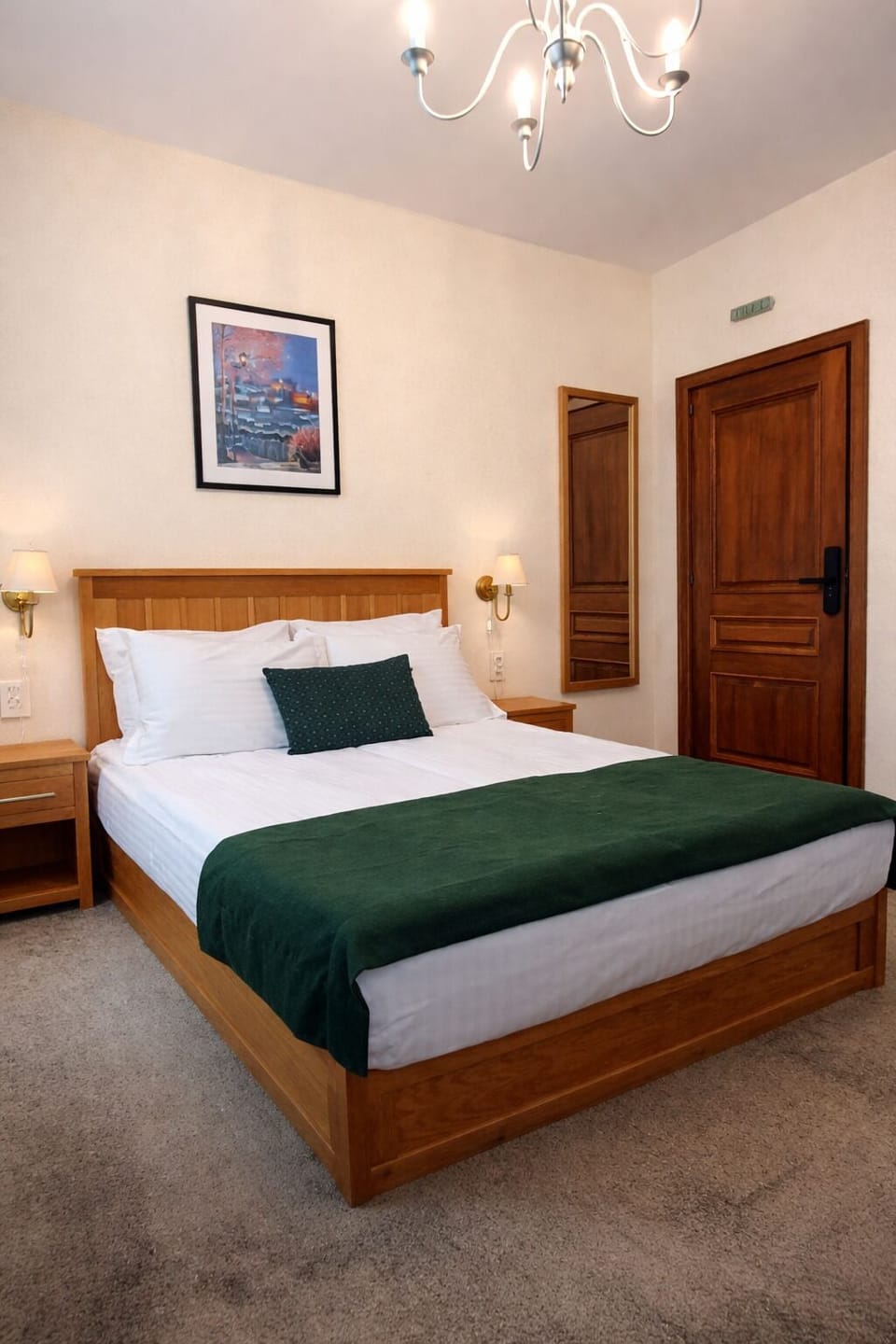 Family Double Room | Free WiFi