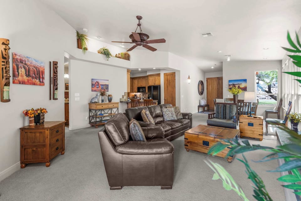 Townhome, Multiple Beds, Patio, Mountain View (Lava Falls Red Rock) | Living area | 42-inch flat-screen TV with digital channels, fireplace
