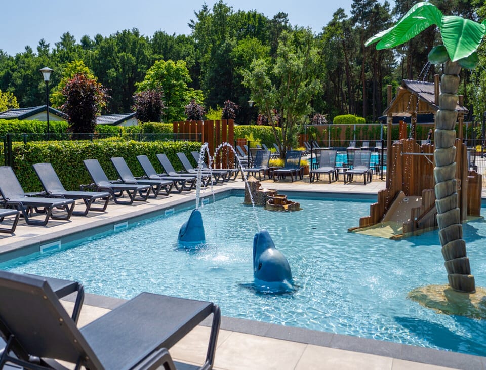 Chalet | Pool | Outdoor pool
