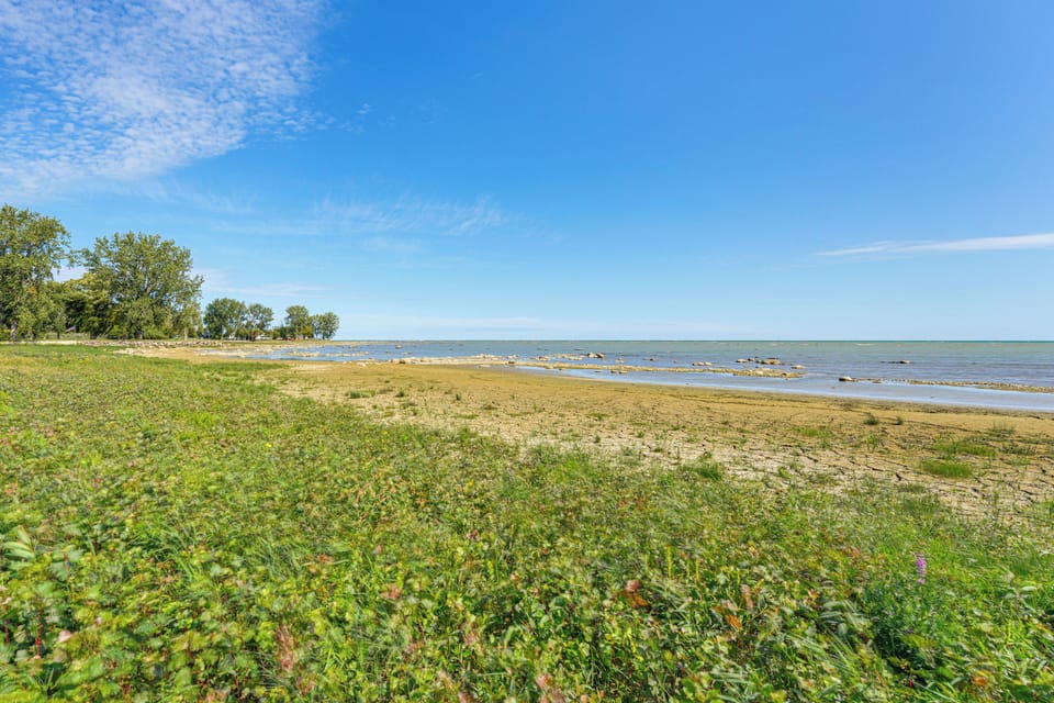 Fall & Winter Port Hope Retreat w/ Lake Views Cottage in Michigan