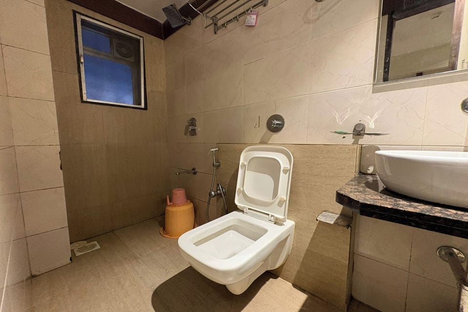Pravasi Residency Hotel in Thane