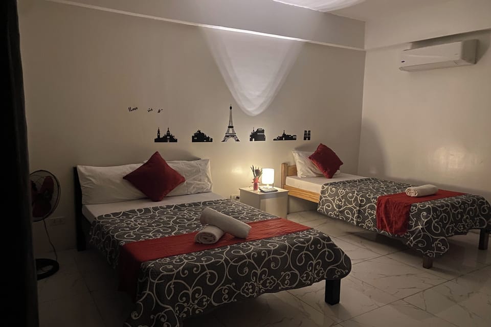 Double Room | Free WiFi, bed sheets