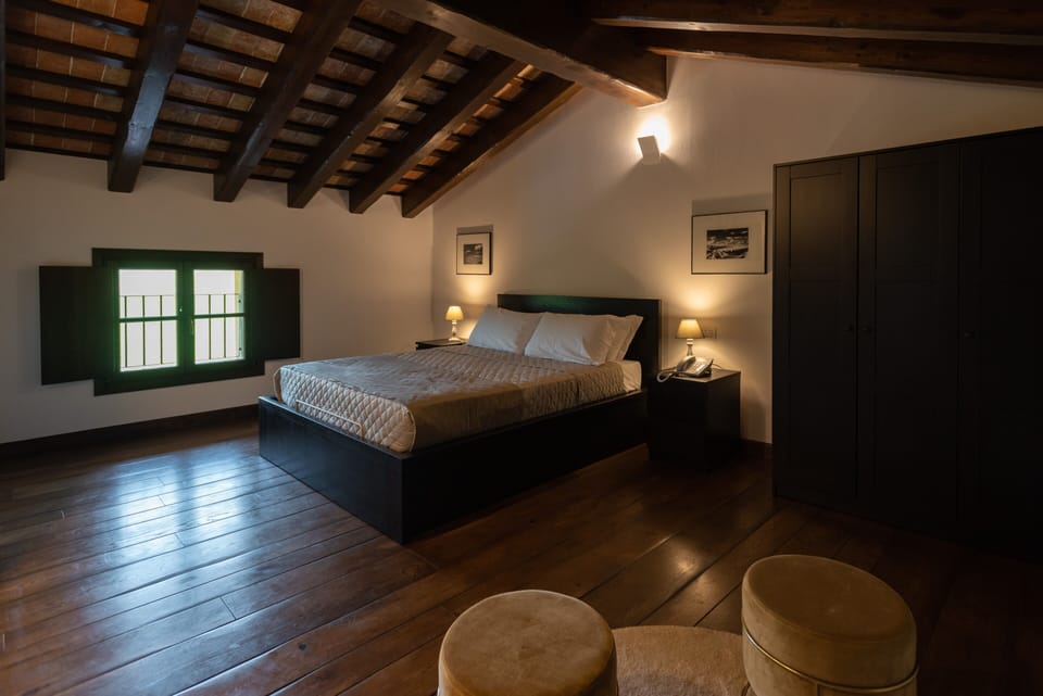 Superior Double Room, Vineyard View | Soundproofing, free WiFi