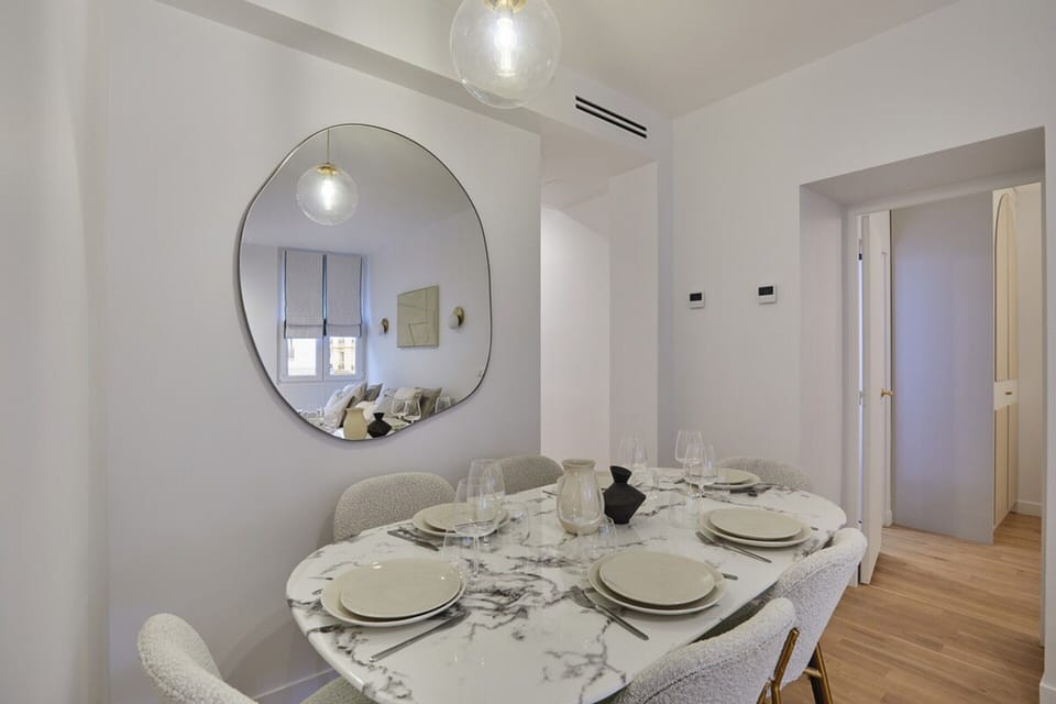 Apartment | Dining