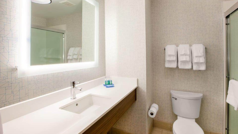 In-room safe, desk, iron/ironing board, free cribs/infant beds