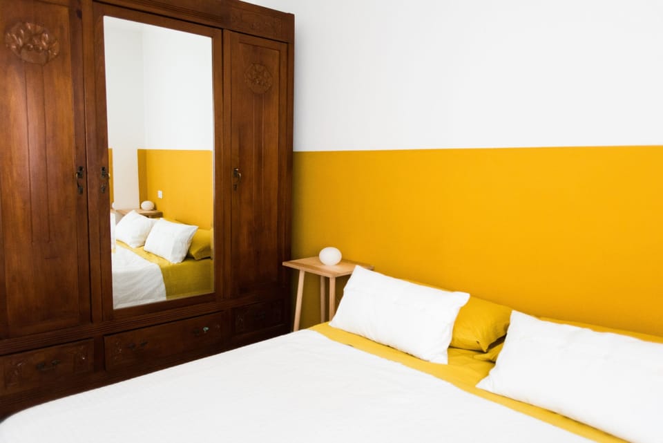 Triple Room | Premium bedding, desk, iron/ironing board, free cribs/infant beds