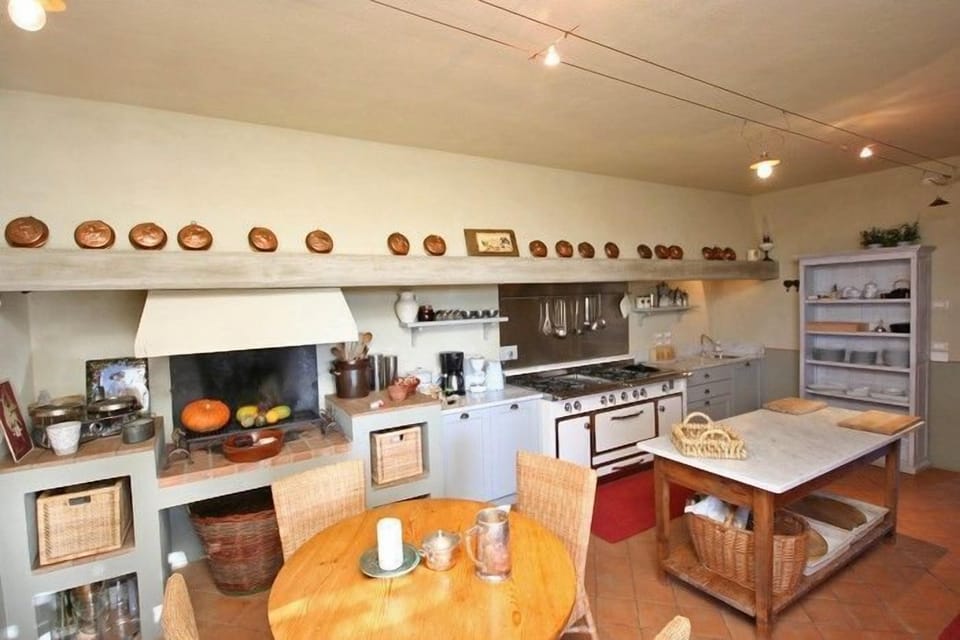 Villa, Multiple Bedrooms | Private kitchen | Full-size fridge, microwave, oven, stovetop