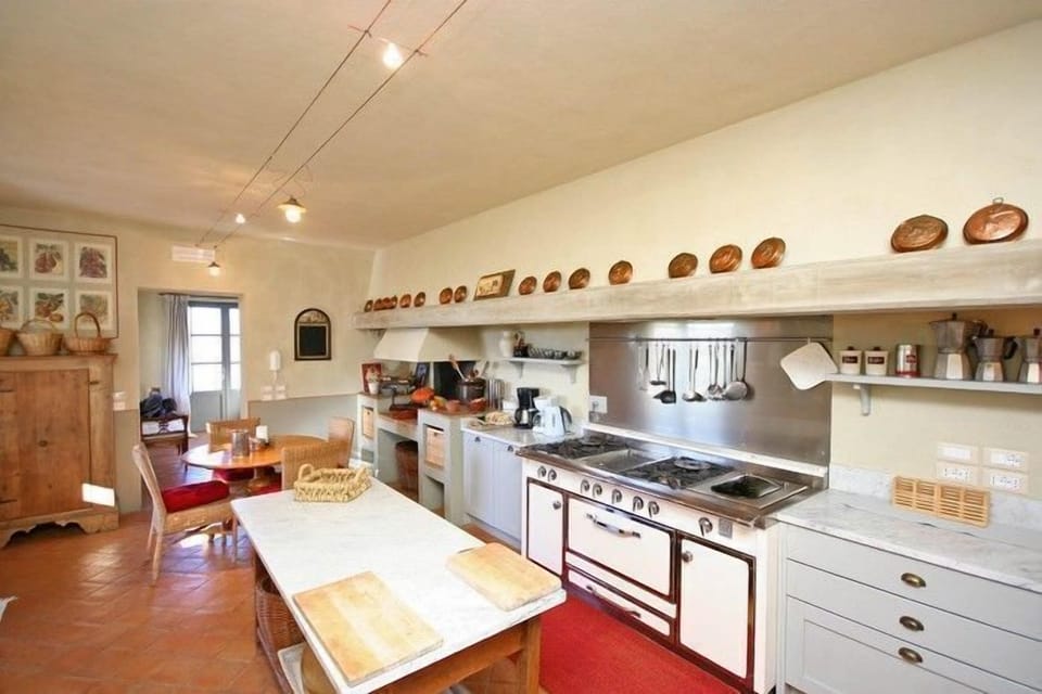 Villa, Multiple Bedrooms | Private kitchen | Full-size fridge, microwave, oven, stovetop