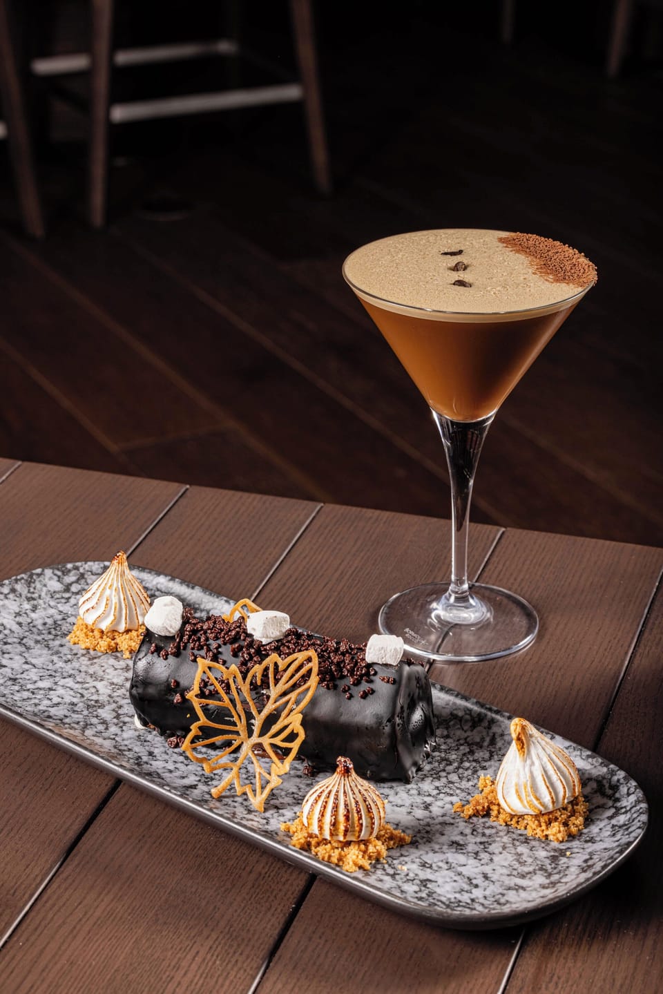 Cocktail bar