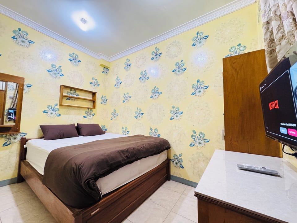 Deluxe Double Room | Free WiFi