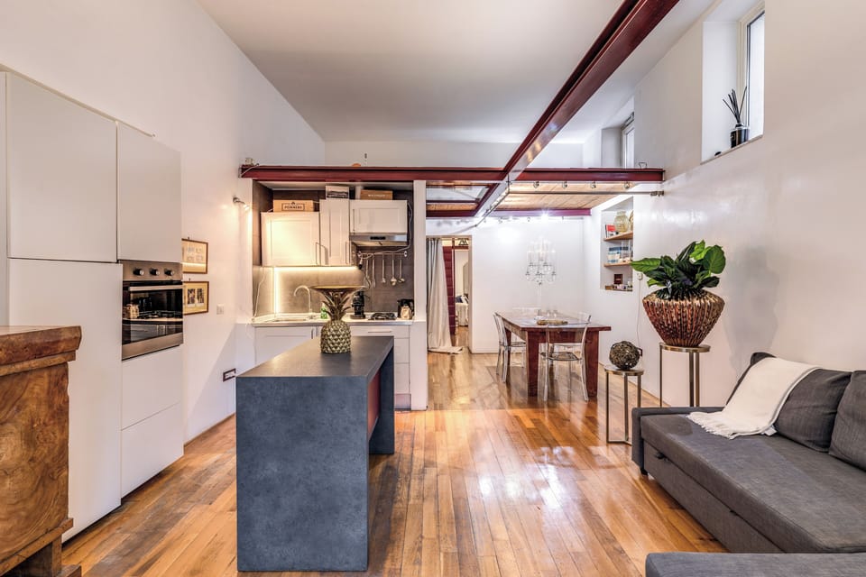 Apartment, Courtyard View | Living area