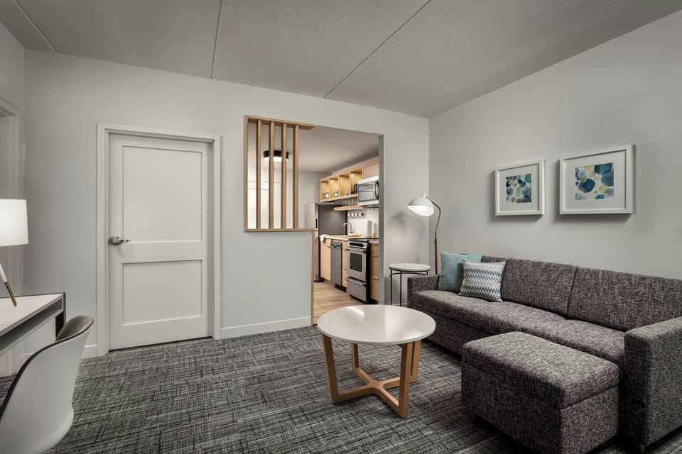 Suite, 1 King Bed | Living room