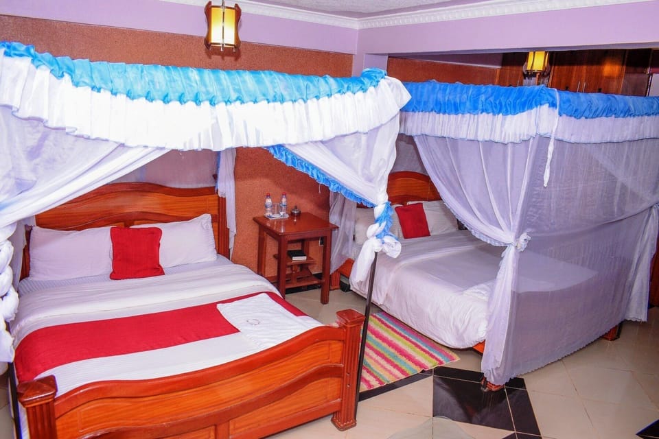 Deluxe Twin Room | Free WiFi, bed sheets