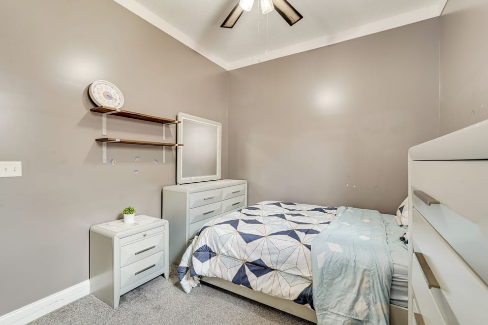 House (4 Bedrooms) | Interior