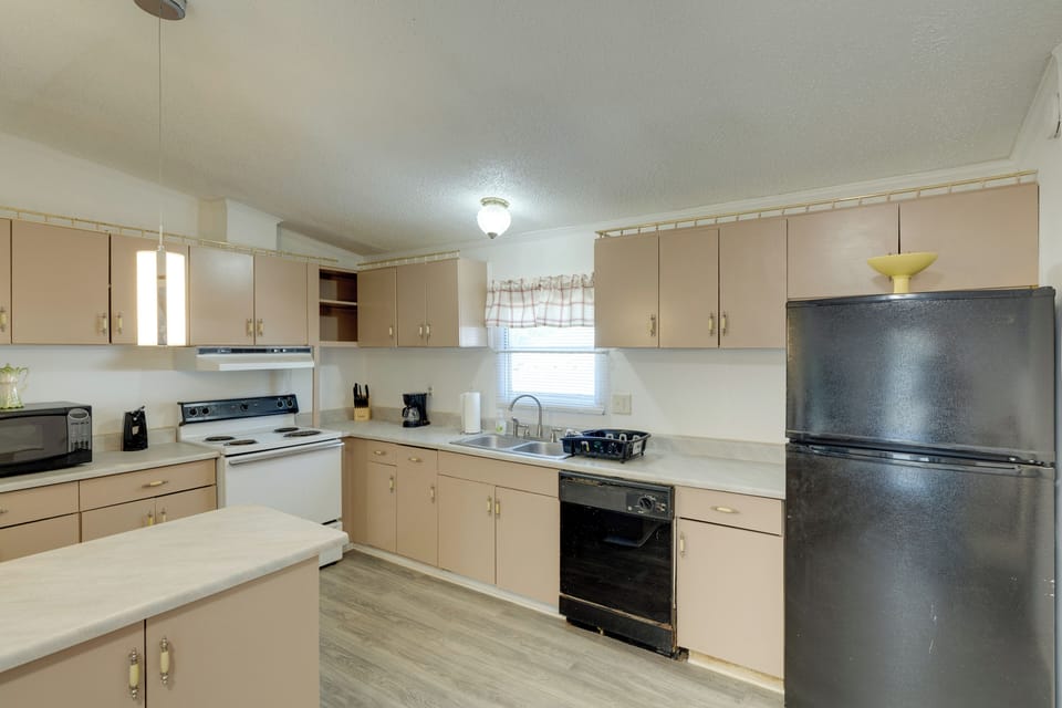 House (2 Bedrooms) | Interior