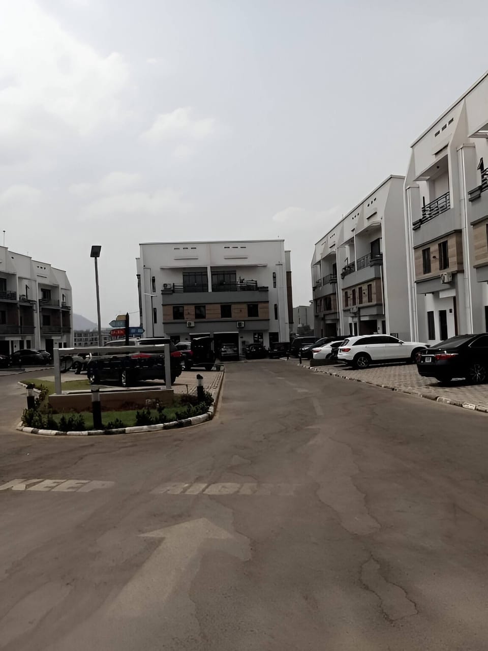 Apartment, 3 Bedrooms, Smoking, Balcony | Property grounds