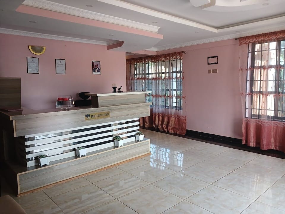 Jafra Elephant Inn Hotel in Kenya