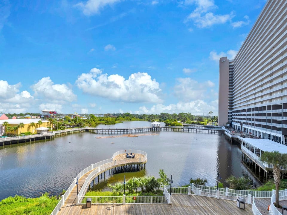 Condo, Multiple Beds (Laketown Wharf 331) | Miscellaneous