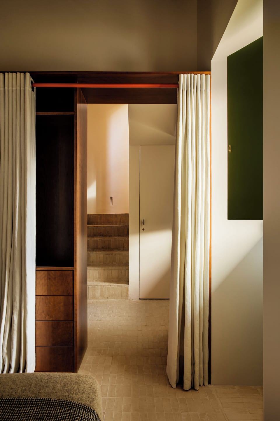 Apartamento con terraza y piscina privada | Iron/ironing board, WiFi (free)