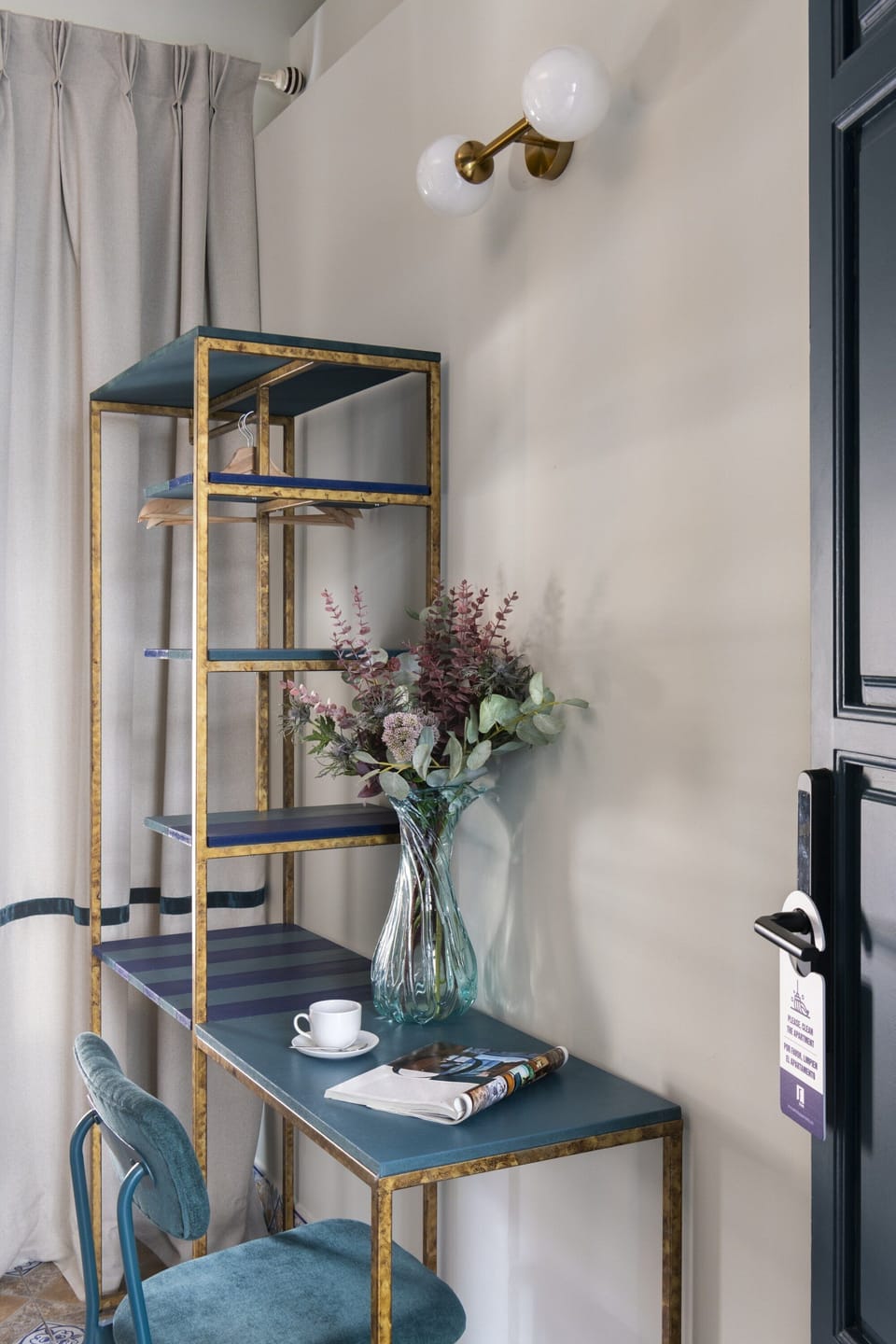 Deluxe Room, City View | Interior