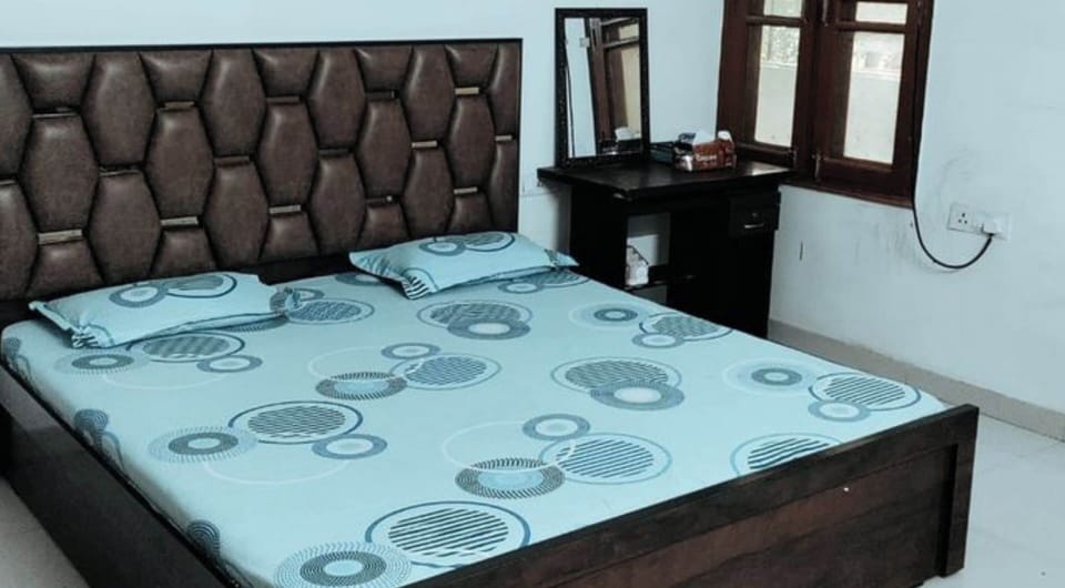 2 bedrooms
