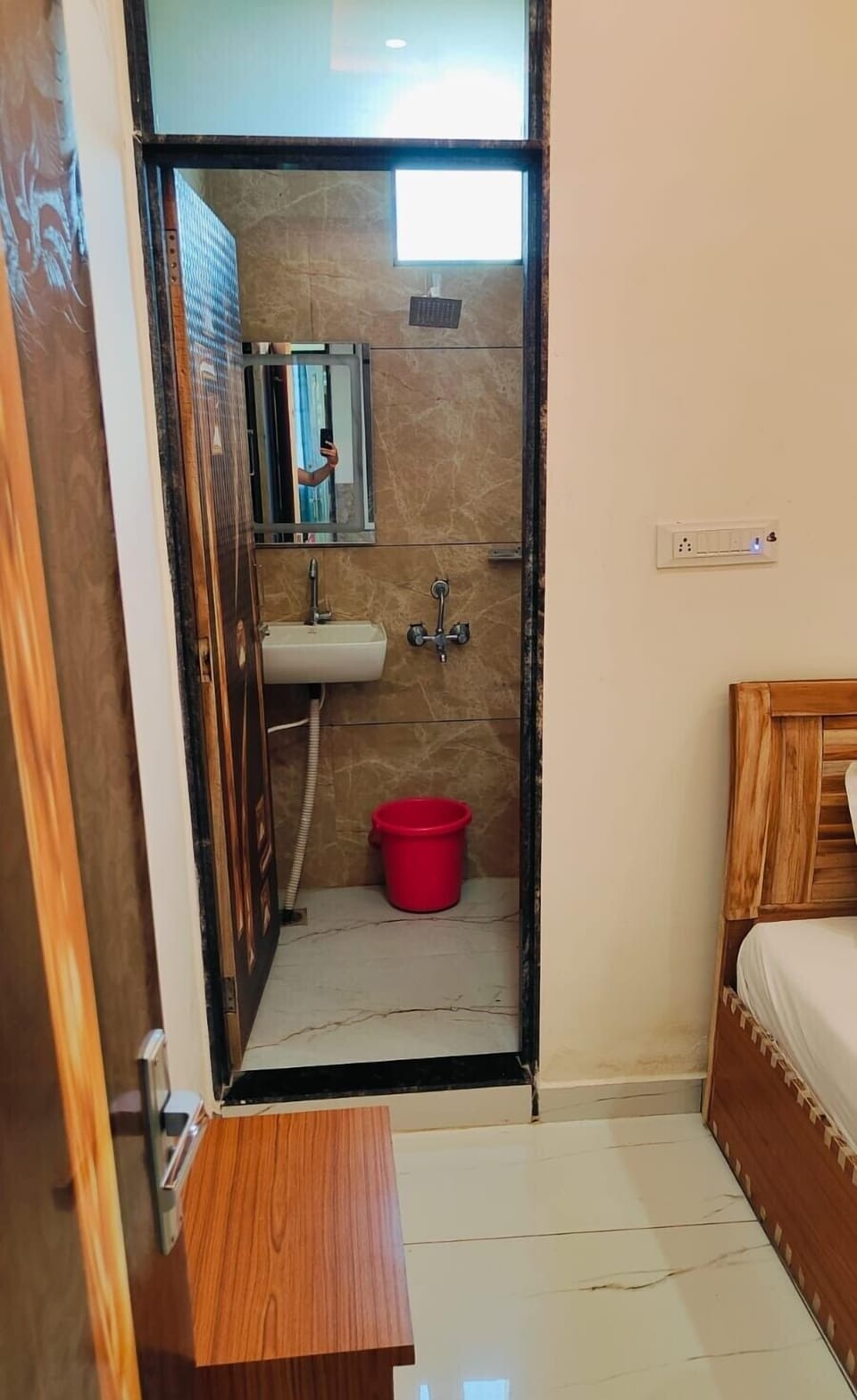 Triple Room | Rollaway beds (surcharge), WiFi (free), bed sheets