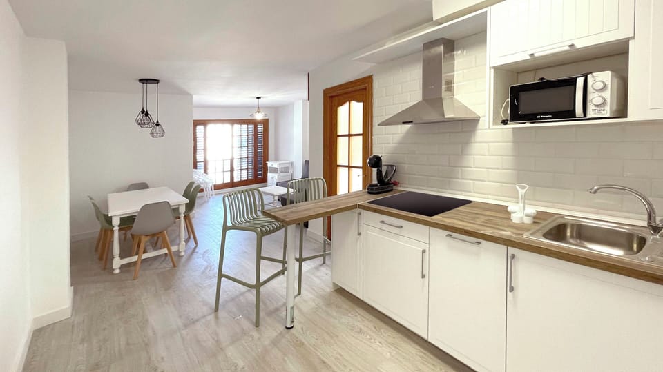 Superior Apartment, Sea View | Living area | TV