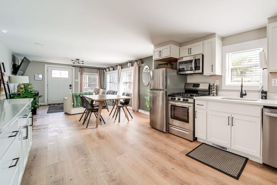 House (2 Bedrooms) | Interior