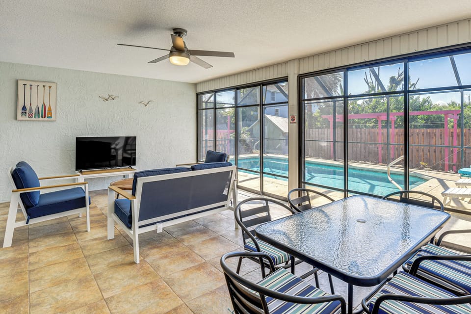 House (3 Bedrooms) | Front of property