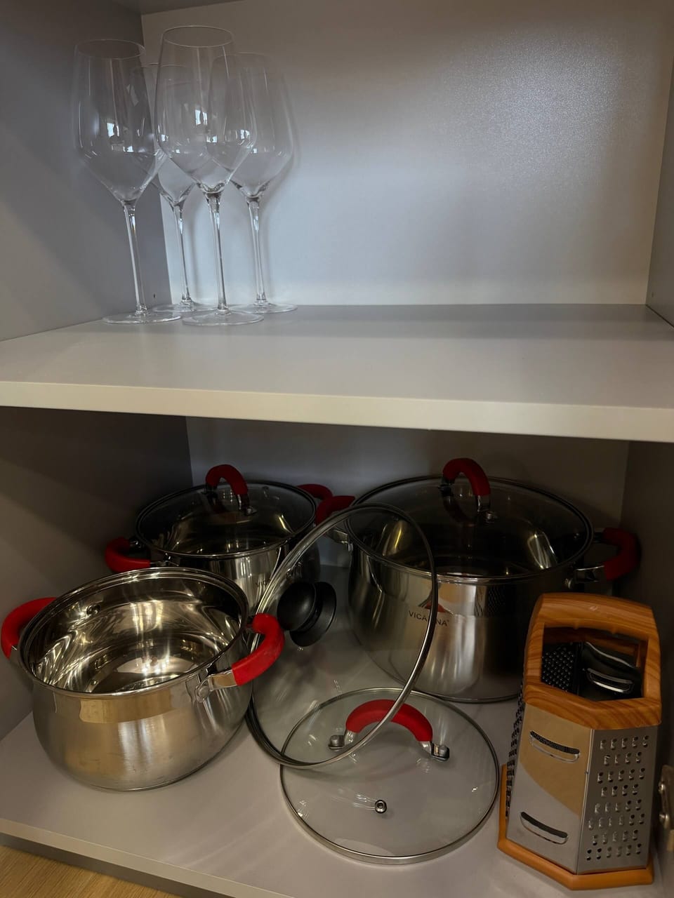 Classic Apartment, Courtyard View | Private kitchen | Espresso maker, fridge, microwave, stovetop