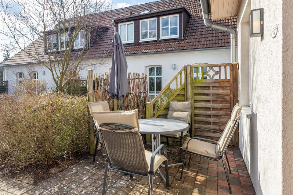 House | Balcony