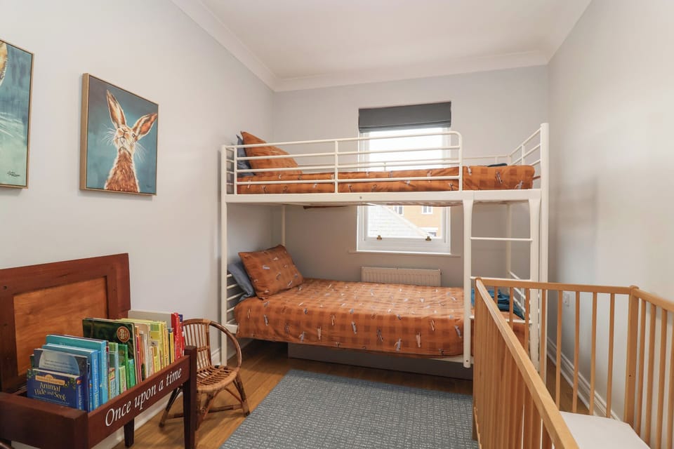 4 bedrooms, individually decorated, individually furnished