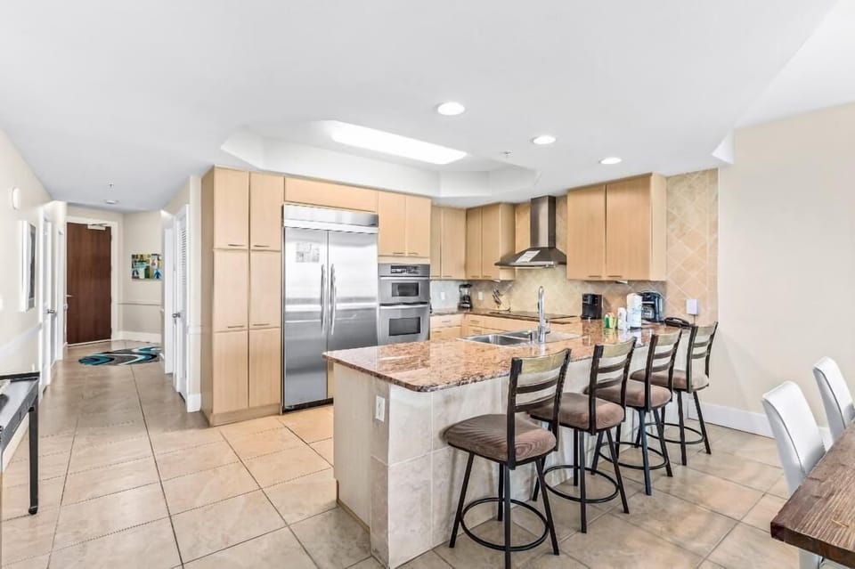 Condo, Multiple Beds (Caribe C212) | Private kitchen | Oven, toaster