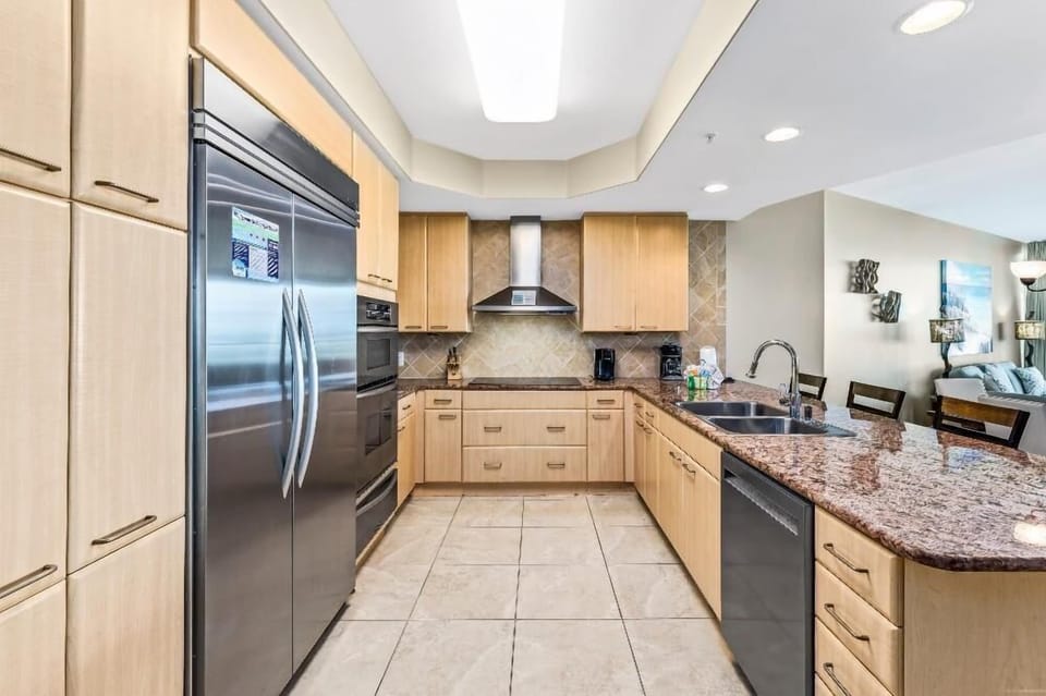 Condo, Multiple Beds (Caribe C212) | Private kitchen | Oven, toaster