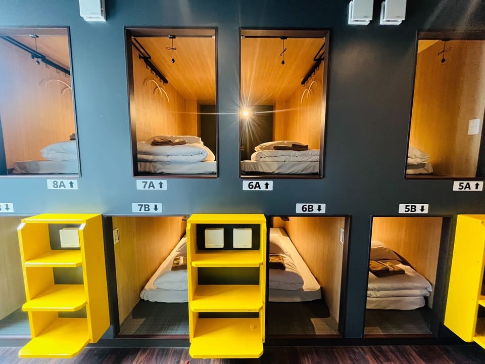 Shared Dormitory, Men only | Blackout drapes, free WiFi